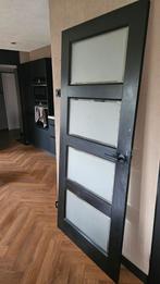 Zwarte opdekdeur 1990x830mm met krukken en paumelles, Ophalen of Verzenden