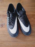 Nike kunstgras schoenen maat 42, Ophalen of Verzenden, Zo goed als nieuw, Schoenen