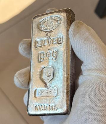 1kg Swiss Bank Corp. - gemaakt door Schone .999 zilver beschikbaar voor biedingen
