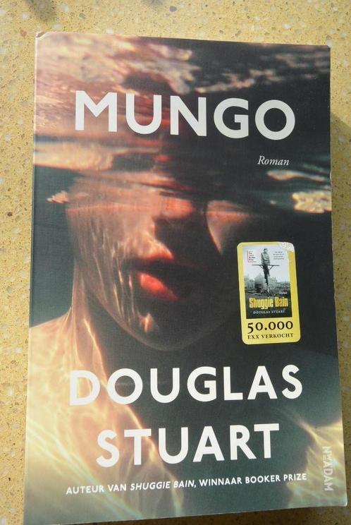 Mungo Douglas Stuart Roman, Boeken, Romans, Gelezen, Europa overig, Ophalen of Verzenden