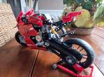 LEGO Technic Ducati Panigale V4 R - (646 onderdelen), Kinderen en Baby's, Speelgoed | Duplo en Lego, Ophalen of Verzenden, Zo goed als nieuw