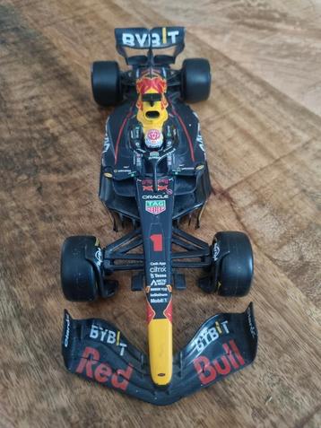 Max Verstappen Redbull Racewagen 2022 beschikbaar voor biedingen