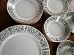 Japan Coventry, Servies Laurent fijne zwarte decorrand, Ophalen, Zo goed als nieuw, Bord(en), Overige stijlen