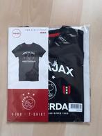 Gloednieuw in plastic: Donkerblauw Ajax T-Shirt maat 116/122, Ajax, Jongen of Meisje, Nieuw, Ophalen of Verzenden