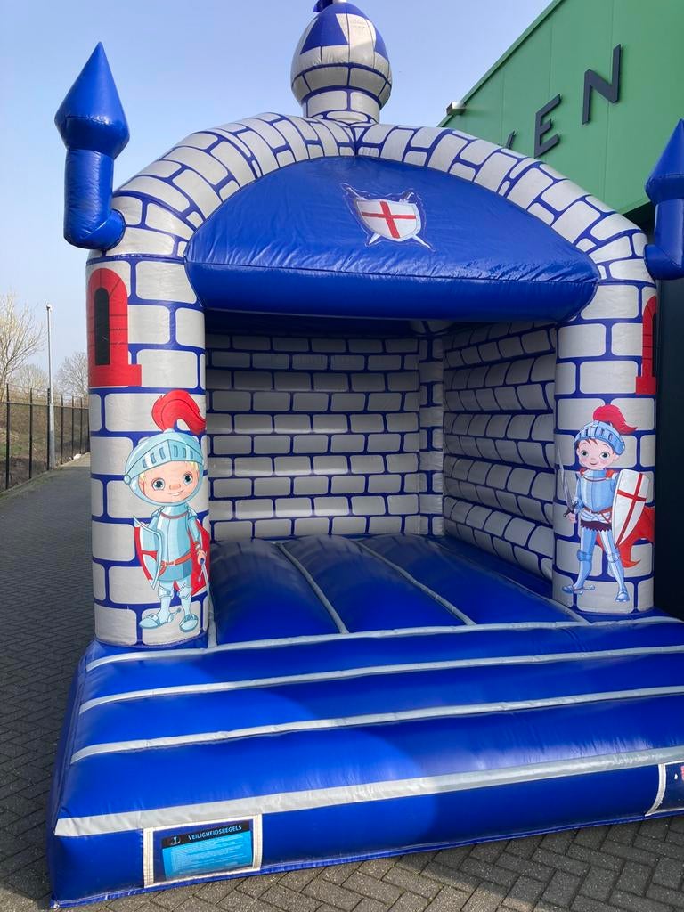 Springkussen kasteel te koop, Overige typen, Ophalen of Verzenden, Zo goed als nieuw, Nvt