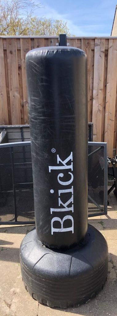 Vrijstaande stootzak met verzwaard voetstuk - Bkick, Ophalen, Zo goed als nieuw, Bokszak