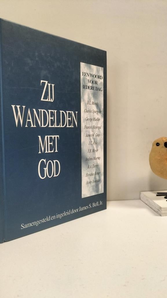 Bell, James S.; Zij wandelden met God (Dagboek), Ophalen of Verzenden, Gelezen, Christendom | Protestants