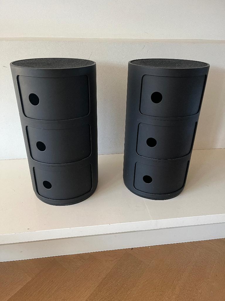 2 Kartell zwarte nachtkastjes, Ophalen, Kunststof, Minder dan 45 cm, 55 tot 70 cm