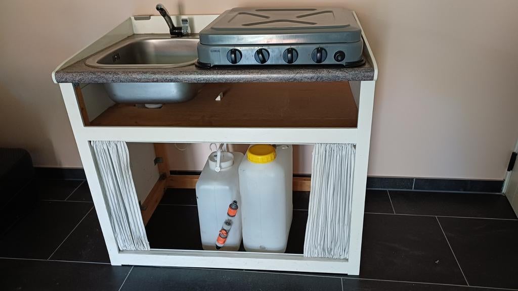 Keukenopstelling met fornuis voor camper, Ophalen