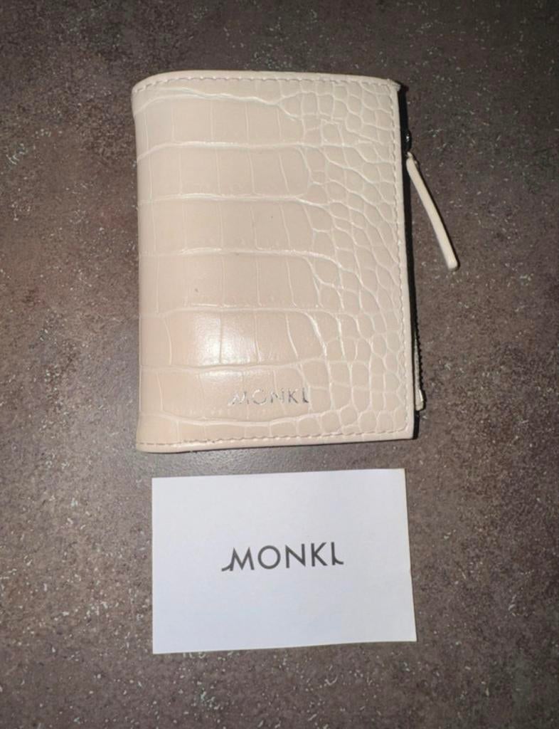 Monki Portemonnee - Crème Kleurige Portemonnee, Ophalen of Verzenden, Nieuw, Beige, Overige merken