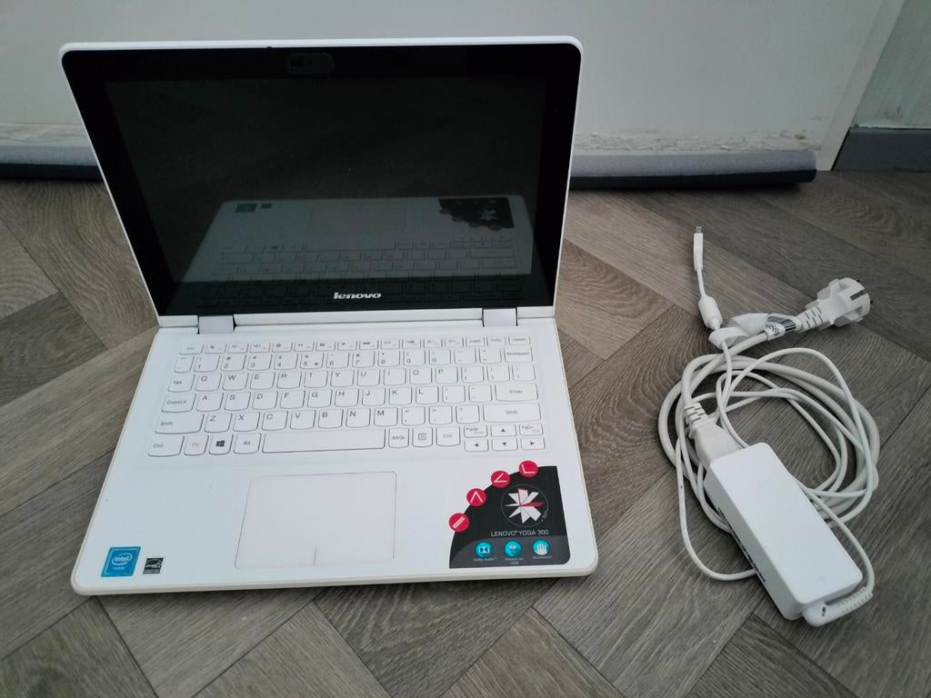 10,1 inch goedwerkende witte Lenovo yoga 300, Ophalen, Gebruikt