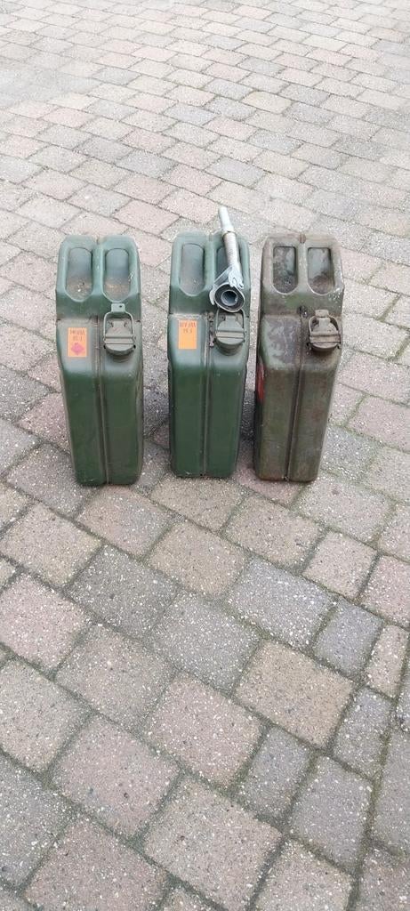 3 stuks 20L jerrycan meetaal, Ophalen, Gebruikt