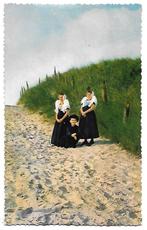 Klederdracht Oude Gelopen Ansichtkaart (A2238, Verzamelen, Ophalen of Verzenden, 1960 tot 1980, Gelopen, Zeeland