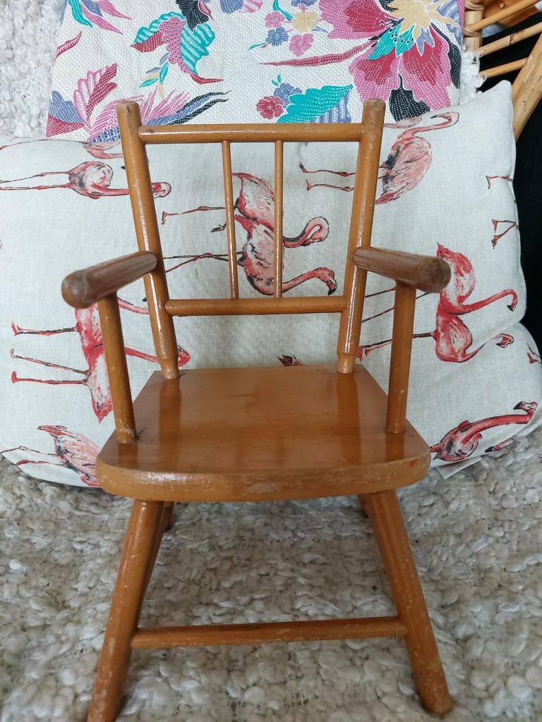 Vintage houten poppenstoeltje 32x16 cm, Ophalen of Verzenden, Gebruikt, Overige typen