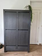 Massief houten kast, Ophalen