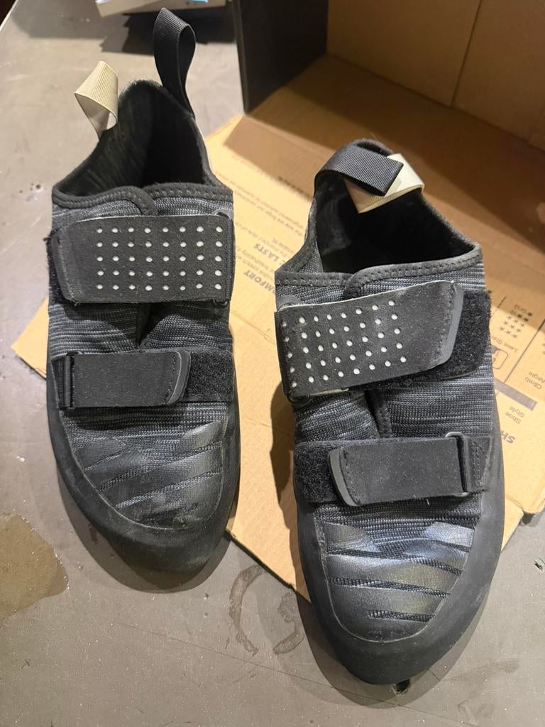 Klimschoenen zone high volume, Ophalen of Verzenden, Zo goed als nieuw, Klimsportschoenen