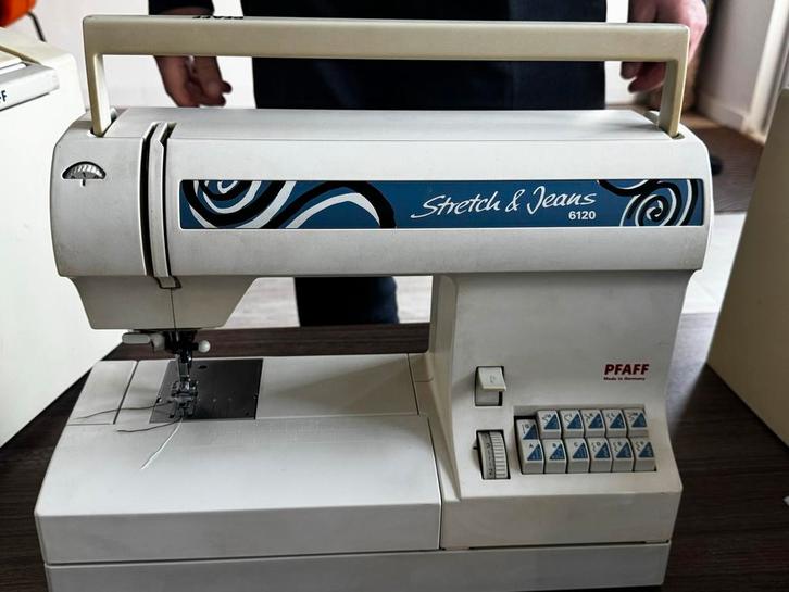 Pfaff Stretch & Jeans 6120 Naaimachine - Made in Germany, Hobby en Vrije tijd, Naaimachines en Toebehoren, Gebruikt, Naaimachine