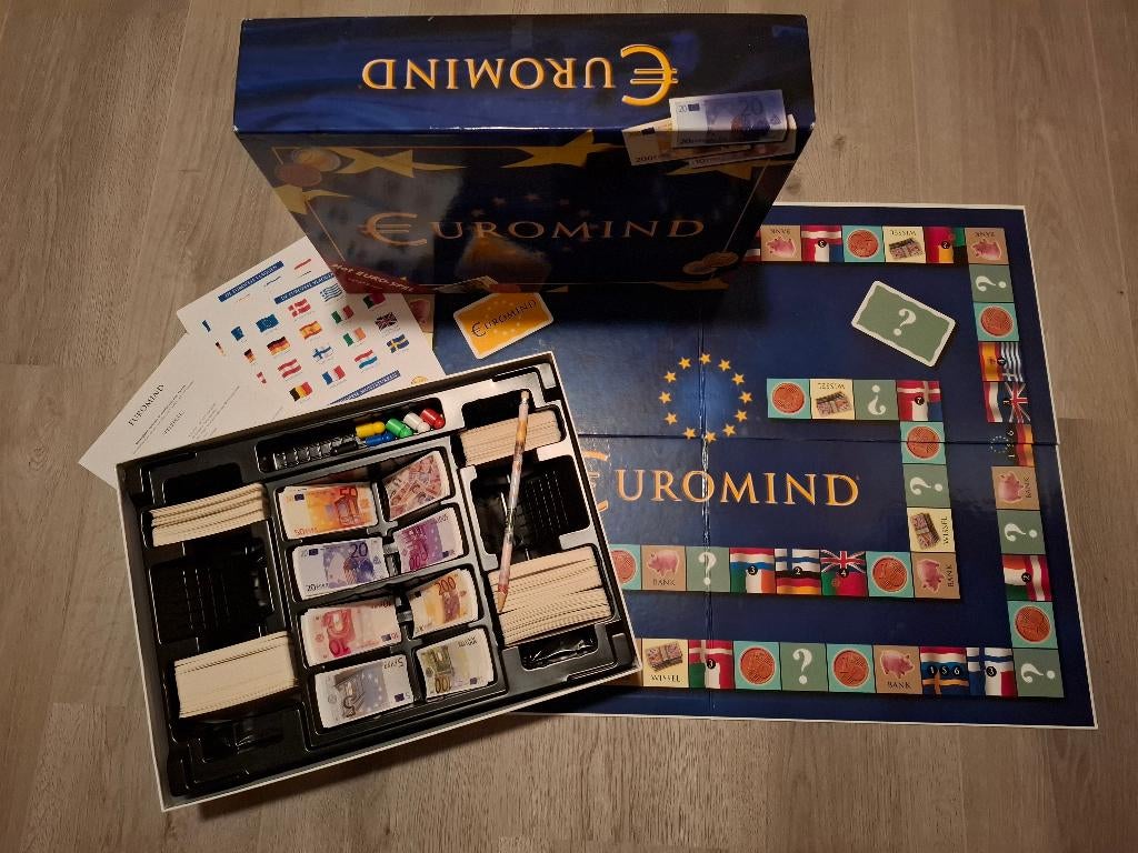 Spel Euromind, Hobby en Vrije tijd, Gezelschapsspellen | Bordspellen, Vijf spelers of meer, Ophalen of Verzenden, Zo goed als nieuw