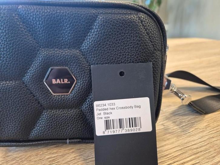 BALR. Padded Hex Crossbody Tas - Nieuwstaat, Ophalen of Verzenden, Nieuw, Schoudertas, Overige merken