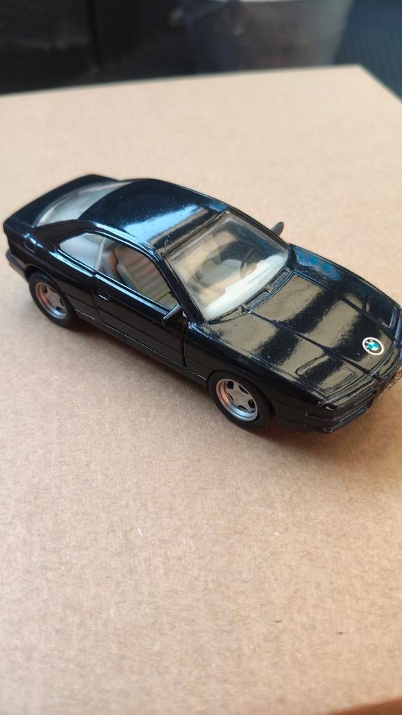 BMW 850 CSi Maisto/Shell schaal 1/42, Ophalen of Verzenden, Gebruikt, Auto