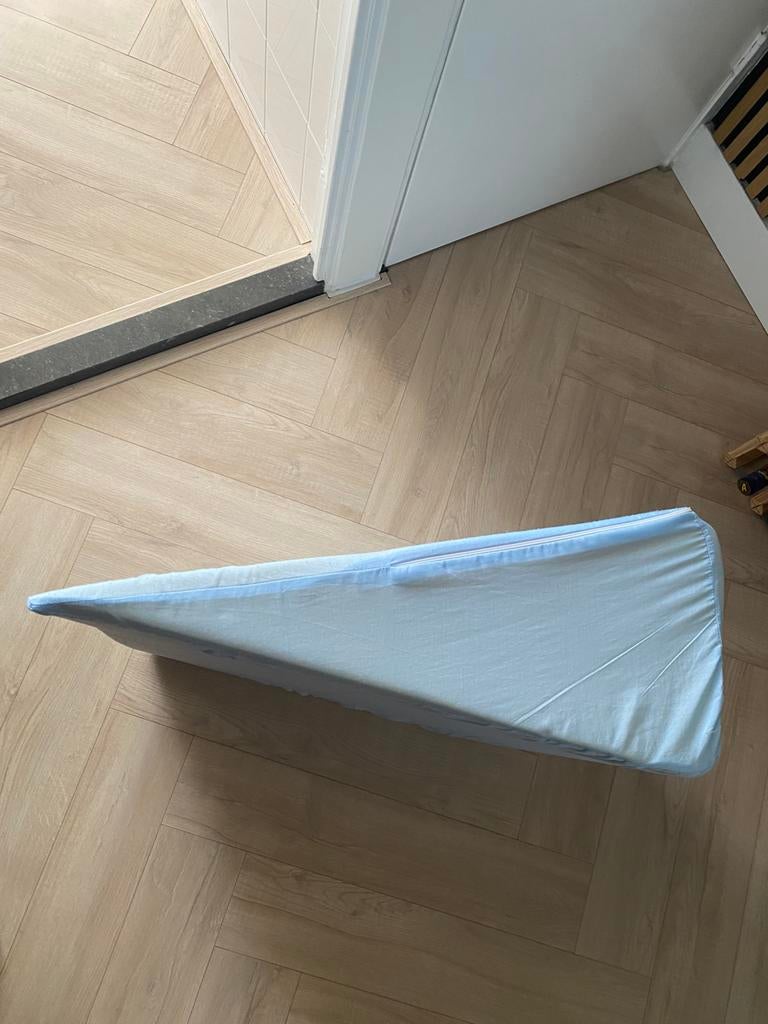 Orthopedisch wigkussen, Ophalen, Zo goed als nieuw, Blauw, Vierkant