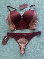 Maidenform Flocked Mesh push-up longline BH 80C + strings, Maidenform, Ophalen of Verzenden, Rood, Setje