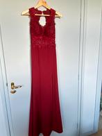 Galajurk feestjurk rood met split, Kleding | Dames, Gelegenheidskleding, Galajurk, Ophalen of Verzenden, Zo goed als nieuw, Maat 34 (XS) of kleiner