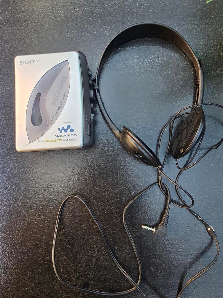 Sony Walkman WM-EX190 met Mega Bass en koptelefoon, Ophalen of Verzenden, Walkman