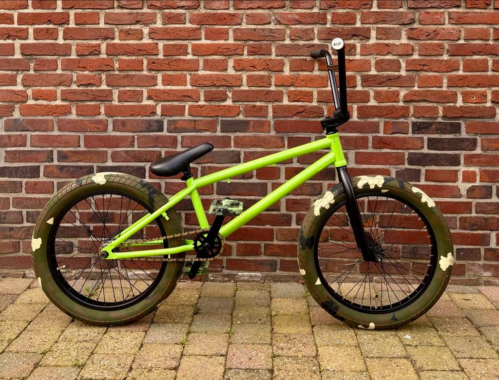 Professionele Custom BMX - Sunday Odyssey WeThePeople Colony, Fietsen en Brommers, Ophalen, Gebruikt, 20 tot 24 inch, Voetsteunen
