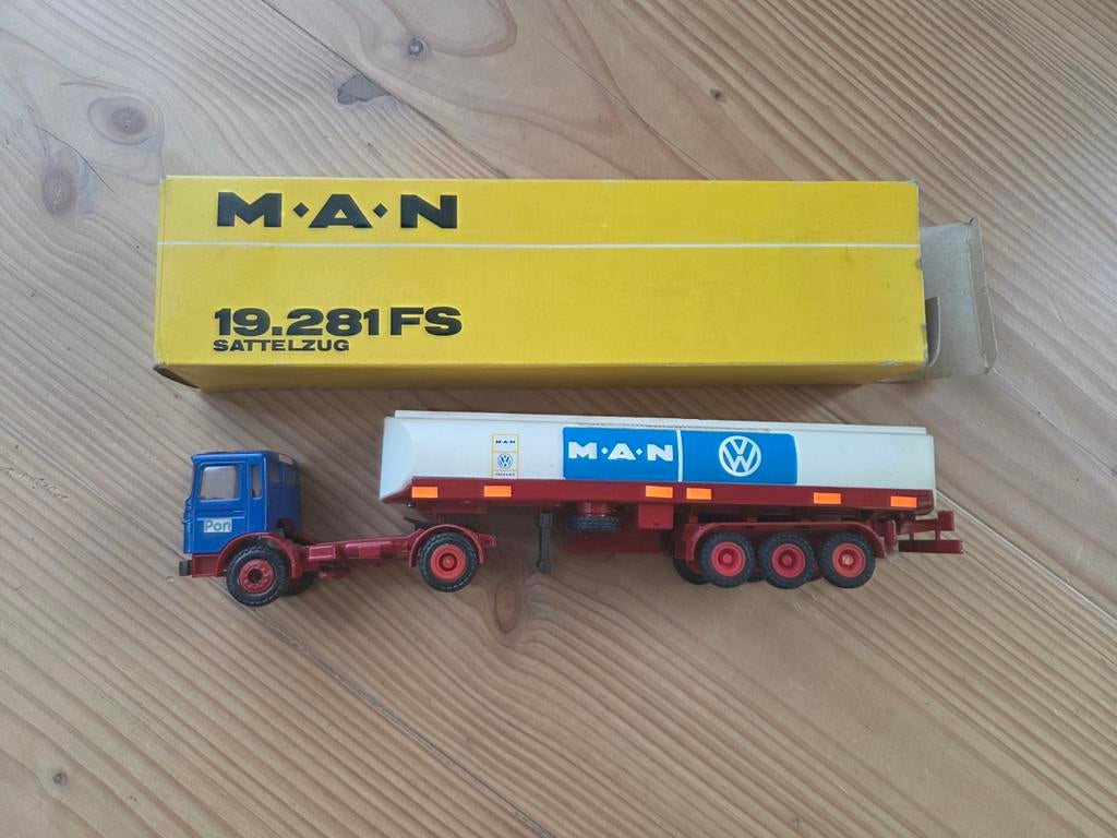 Schaalmodel Man 19.281FS Tankwagen Pon Nederland Conrad, Hobby en Vrije tijd, Modelauto's | 1:50, Ophalen of Verzenden, Zo goed als nieuw