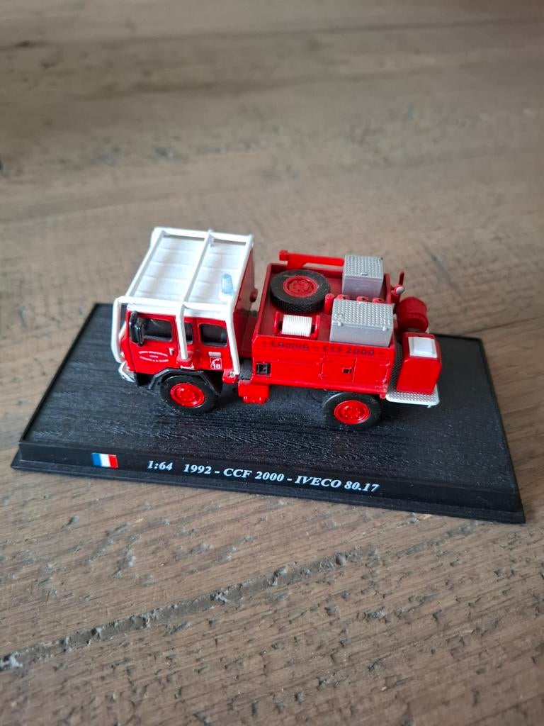 Brandweer miniatuur Iveco CCF 2000 1992 1:64, Overige merken, Auto, Groter dan 1:32, Ophalen of Verzenden