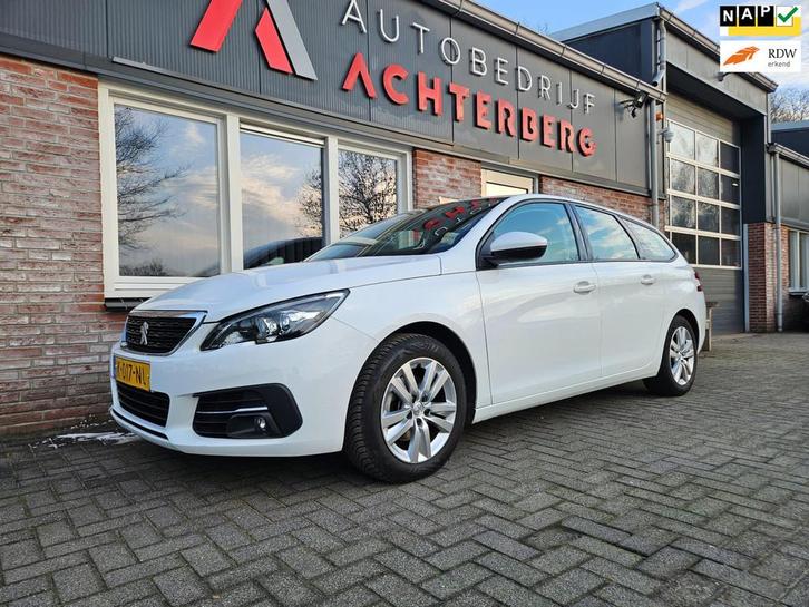 Peugeot 308 SW 1.2 PureTech Active Pack Trekhaak! Carplay! N, Auto's, Peugeot, Bedrijf, Te koop, ABS, Airbags, Airconditioning