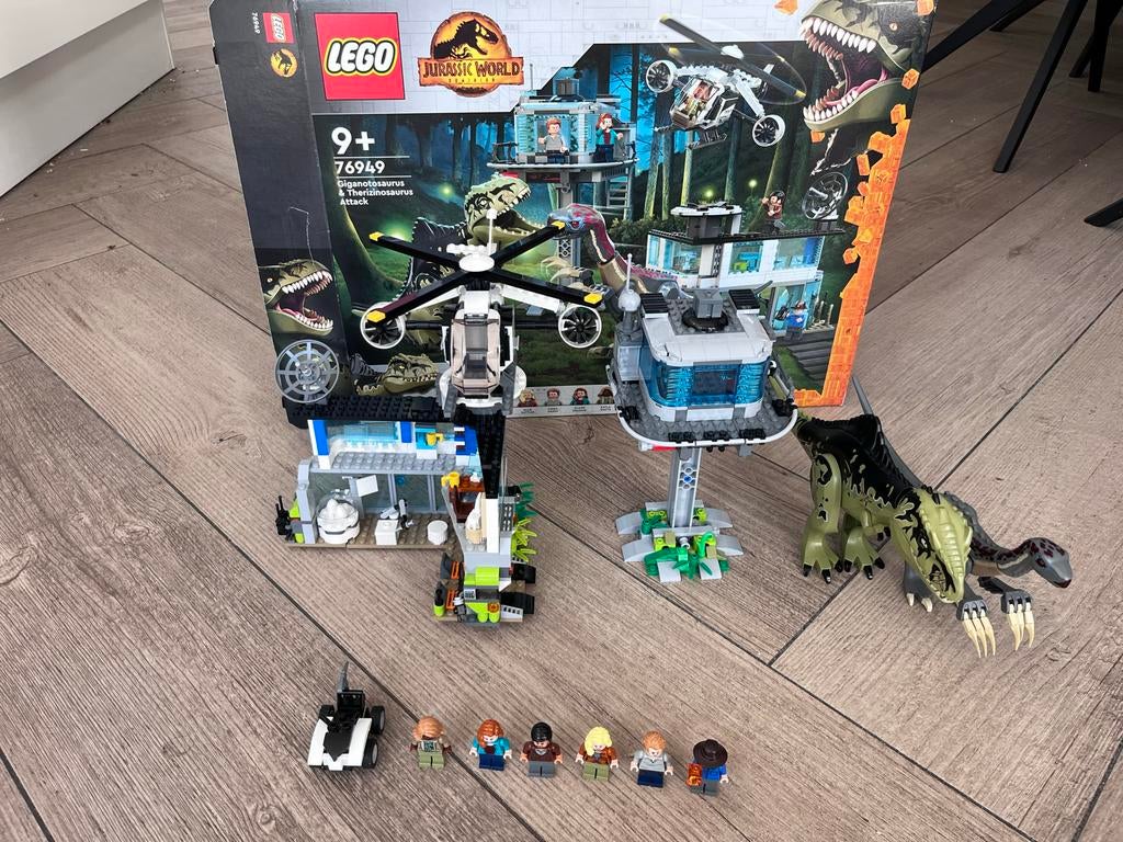 Lego Jurassic 76949 Giganotosaurus&Therizinosaurus Aanval, Jurassic World, Lego, Ophalen of Verzenden, Zo goed als nieuw