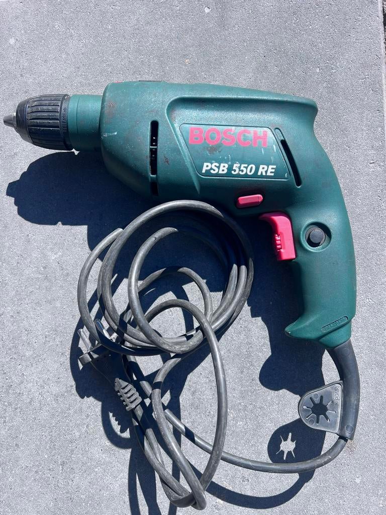 Klopboormachine BOSH psb 550 re, Doe-het-zelf en Verbouw, Gereedschap | Boormachines, Ophalen of Verzenden, Zo goed als nieuw