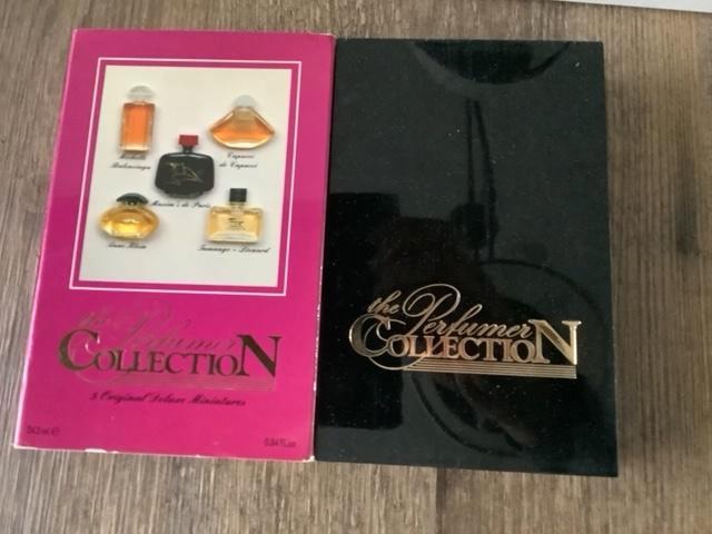 2 parfum collectorboxes in originele aankoopverpakking., Verzamelen, Parfumverzamelingen, Zo goed als nieuw, Miniatuur, Gevuld