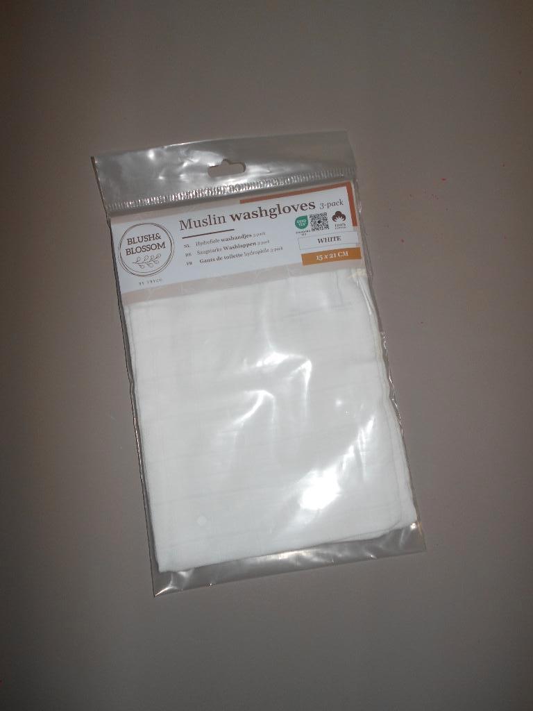 Blush & Blossom | 3-pak Hydrofiel Washandjes  50% korting, Ophalen, Nieuw, Overige typen