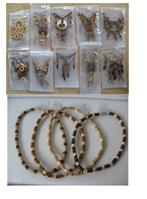 KETTING MET OORBELLEN en LOSSE KETTINGEN 120 stuks, Kunststof, Overige kleuren, -, -