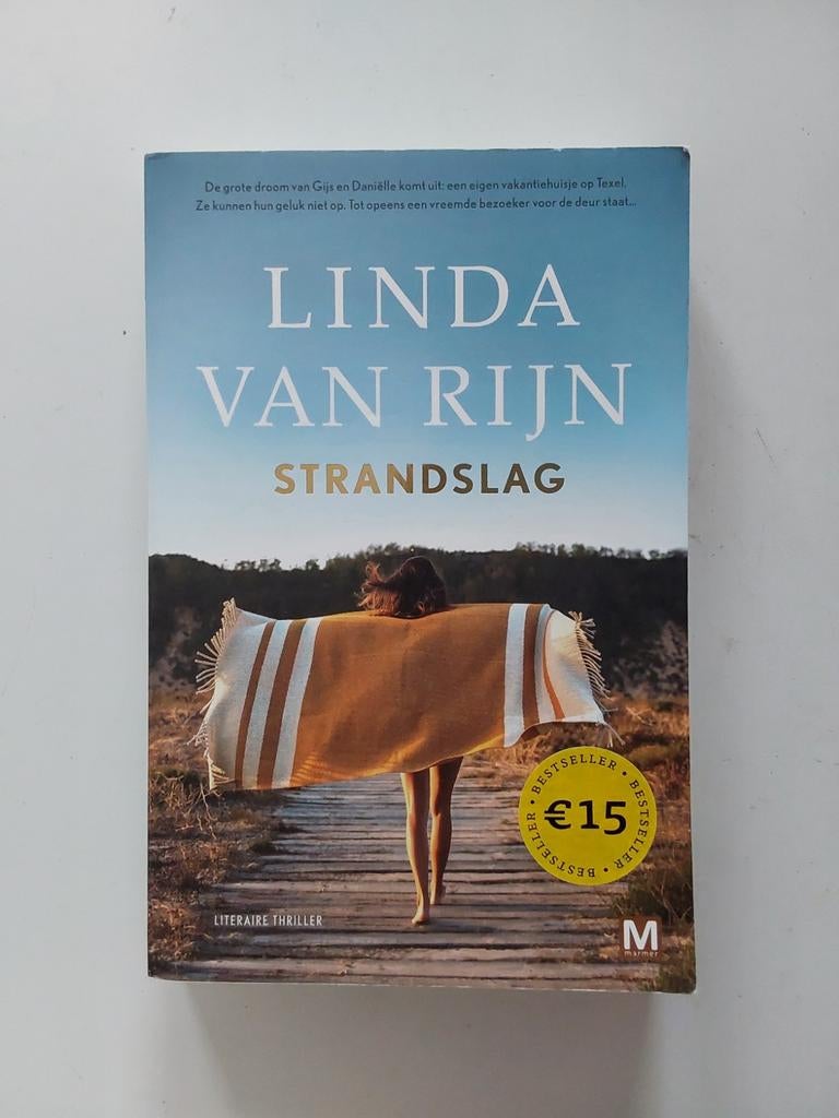 Linda van Rijn : Strandslag, Gelezen, Linda van Rijn, Ophalen of Verzenden, Nederland