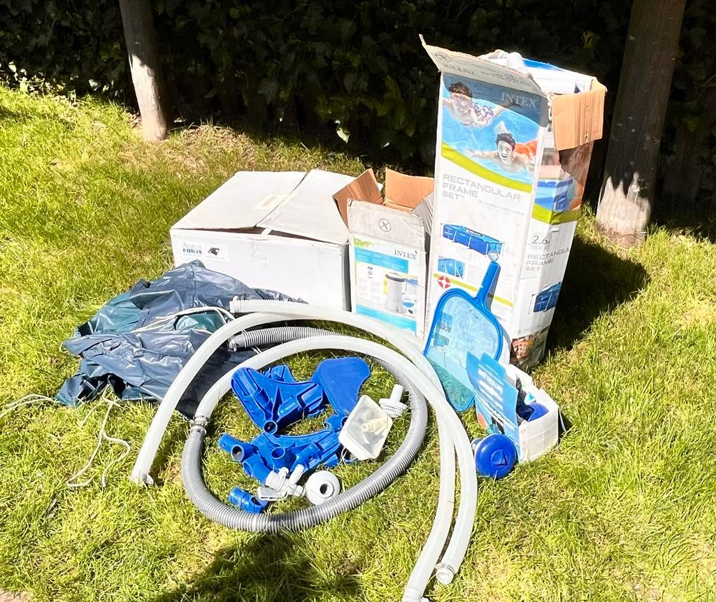 Intex zwembad compleet met pomp, hoes en solar heater, Ophalen, Gebruikt, Minder dan 80 cm, Minder dan 200 cm