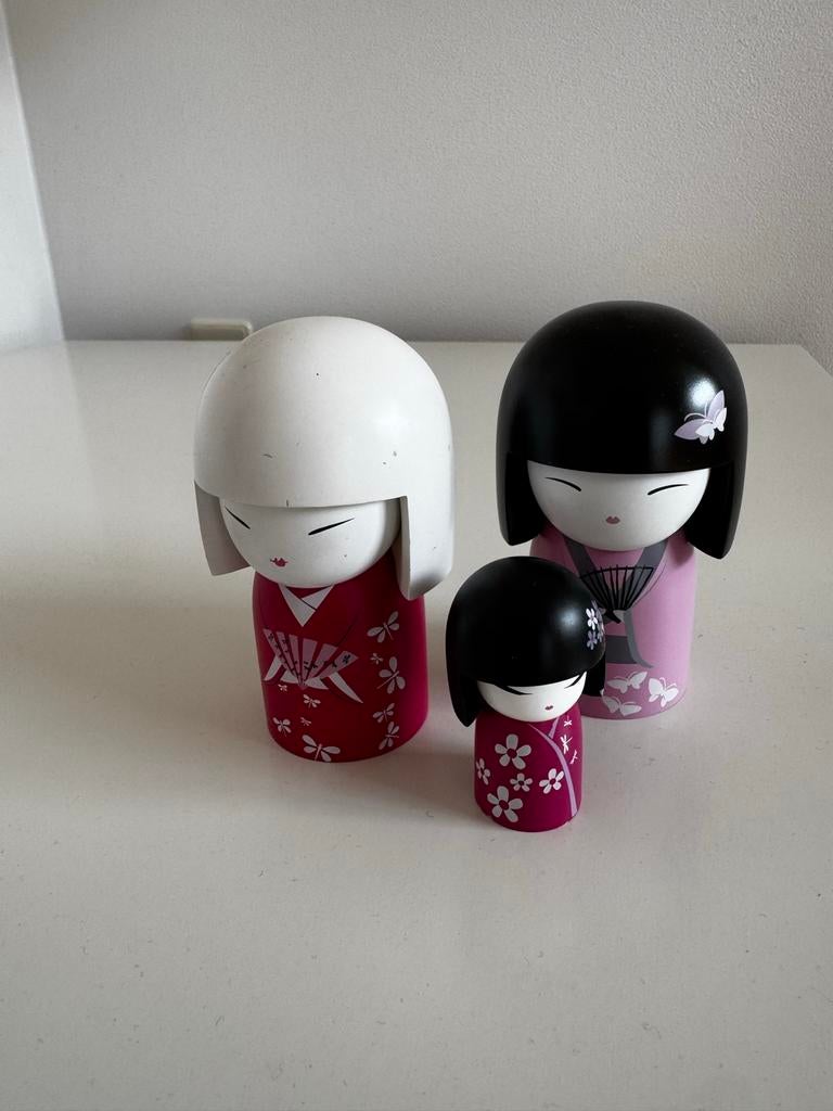 Set van 3 Japanse Kokeshi poppen, Ophalen, Zo goed als nieuw