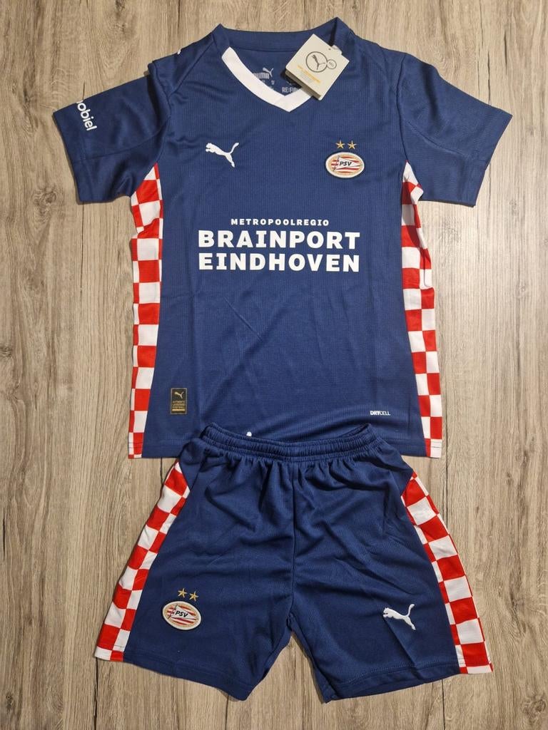 Psv tenue uit maat 134-140, Sport en Fitness, Voetbal, Maat XS of kleiner, Ophalen of Verzenden, Nieuw, Set