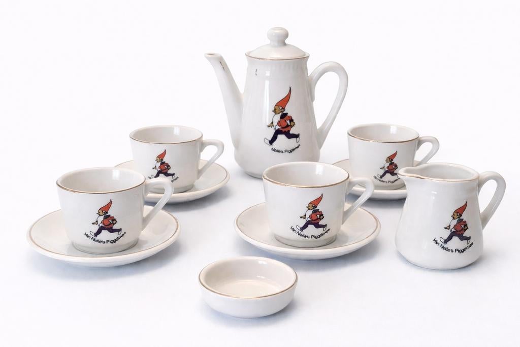 Uniek Piggelmee kinderserviesje en boekje - Verzamelaarsite, Ophalen of Verzenden