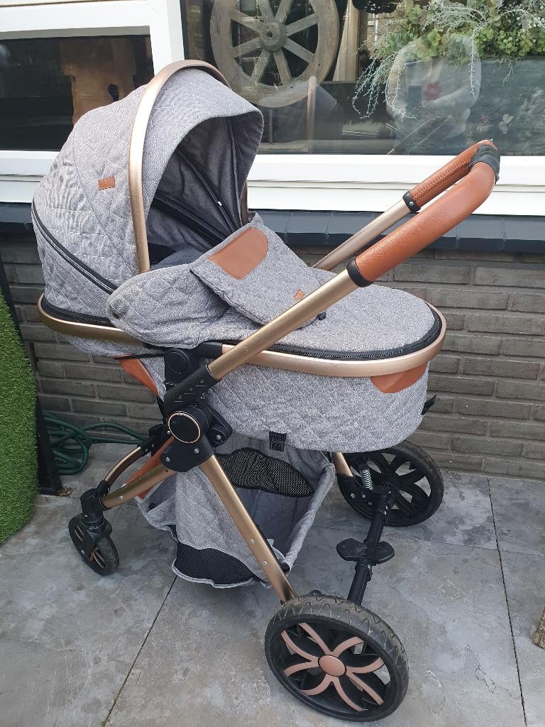 Kinder/ wandelwagen MONI. Gelijk ophalen!, Ophalen, Gebruikt