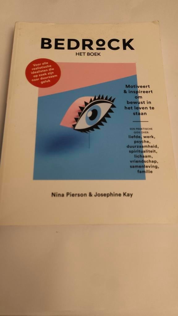 Bedrock Het Boek - Nina Pierson & Josephine Kay, Boeken, Ophalen of Verzenden, Zo goed als nieuw, Nina Pierson & Josephine Kay