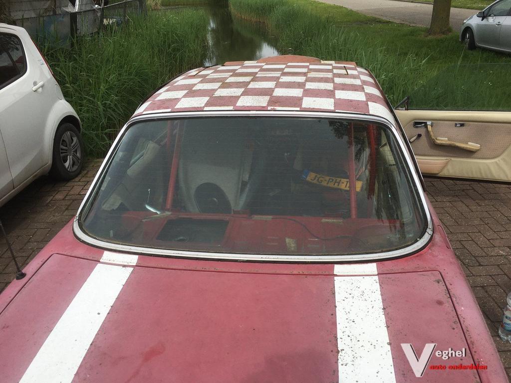 Mercedes W123 Coupe Achterruit 1978