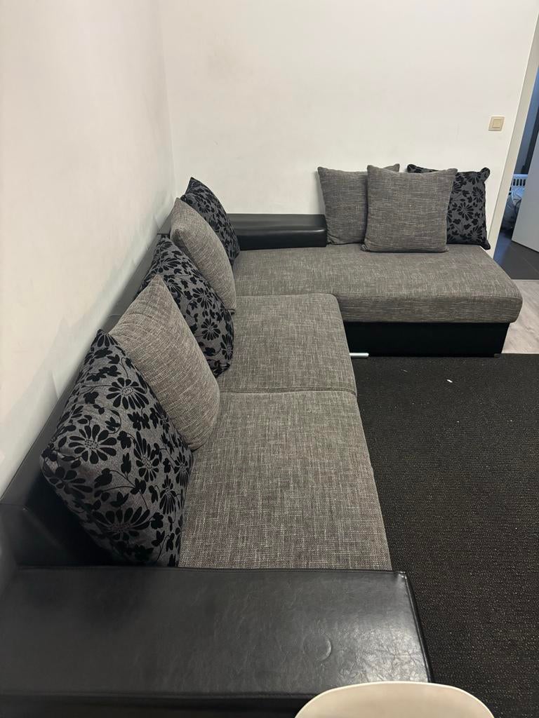 Hoekbank in zeer goede staat, Huis en Inrichting, Banken | Bankstellen, Zo goed als nieuw, Hoekbank, Vierpersoons of meer, Stof