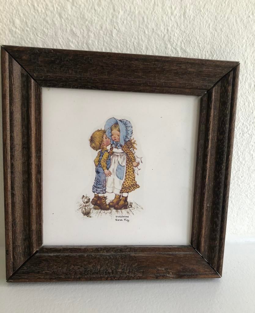 Lief vintage Sarah Kay tegeltje in houten lijstje, Ophalen of Verzenden