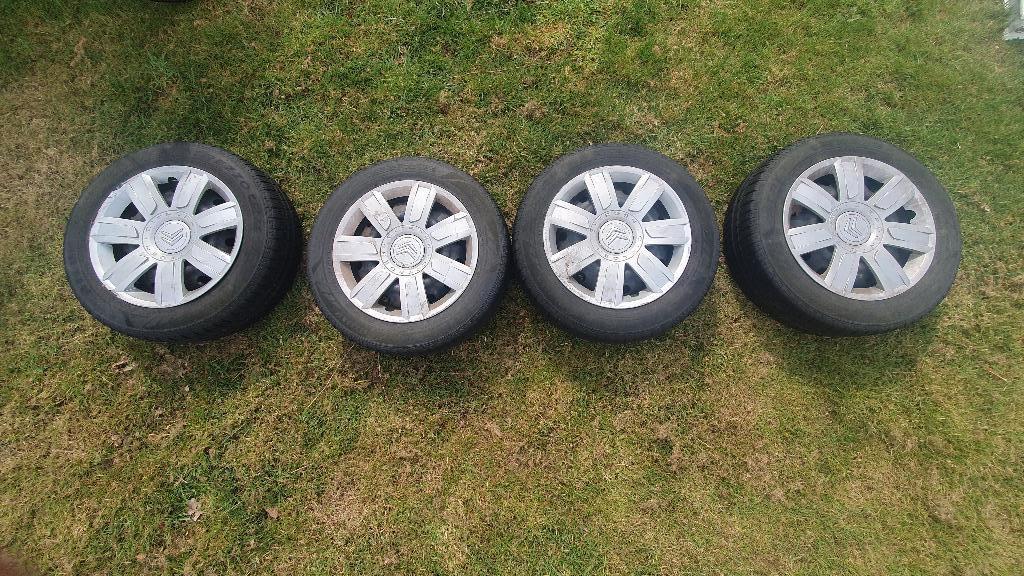 Banden en velgen Berlingo 185/65/R15 all season, Ophalen, Gebruikt, 15 inch, Banden en Velgen