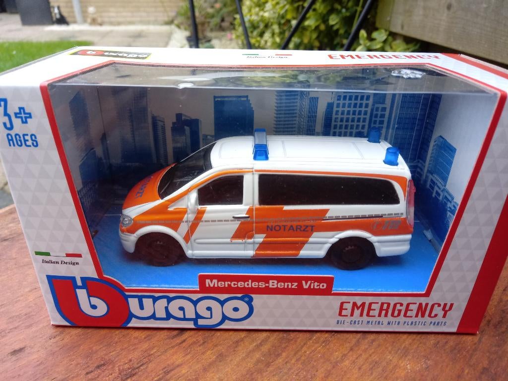 Mercedes-Benz Vito 1/50 Bburago Notartz, Ophalen, Nieuw, Bus of Vrachtwagen, Overige merken