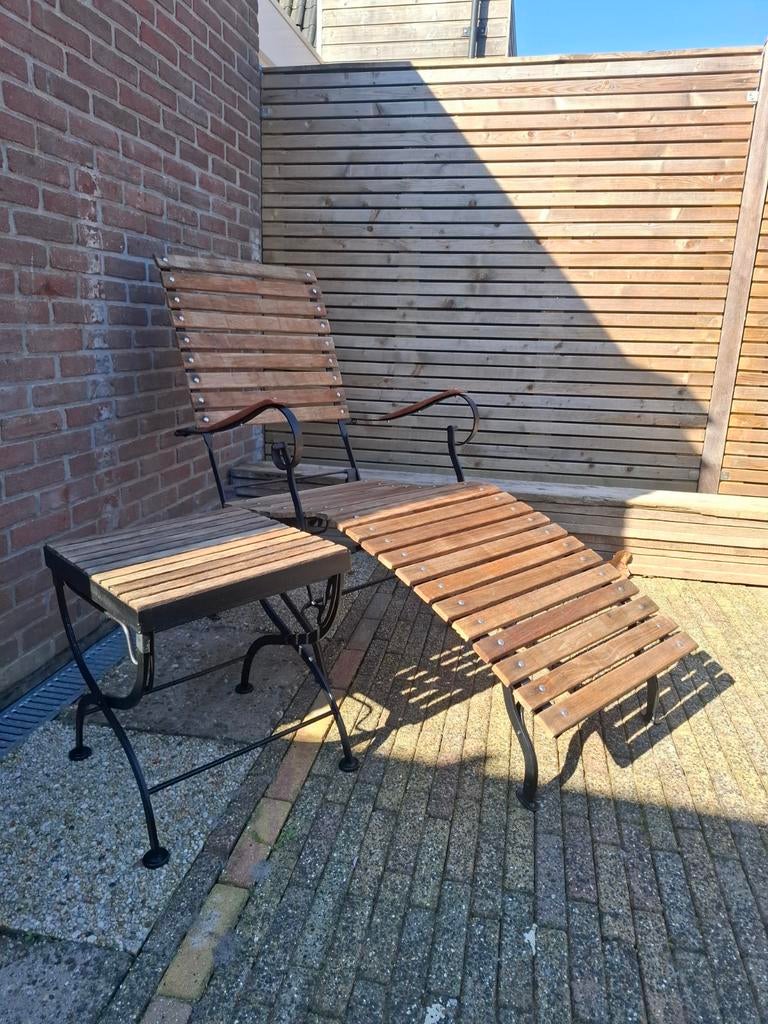 Verstelbare houten smeedijzeren loungestoel met voetenbankje, Ophalen, Gebruikt, Hout, Verstelbaar